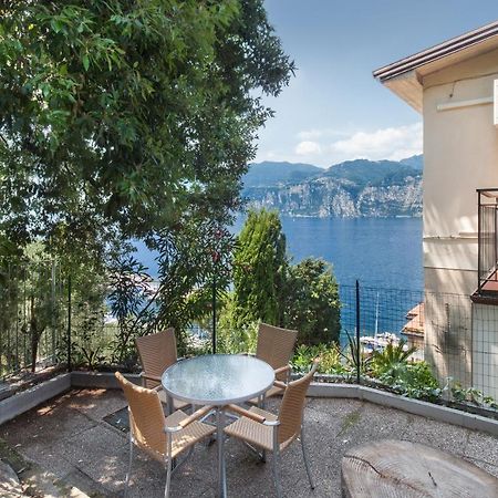Apartment Windows On The Lake Malcesine Exterior foto