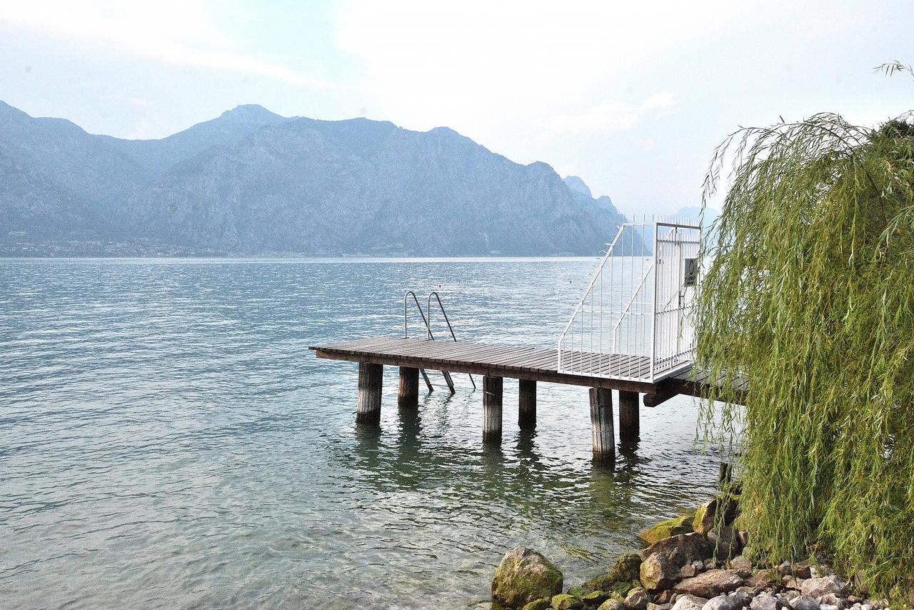 Apartment Windows On The Lake Malcesine Exterior foto